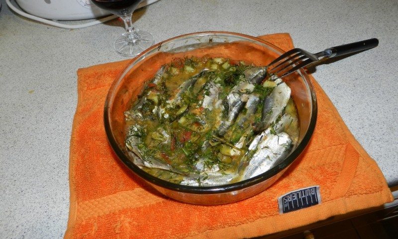 Sprats with mustard and lemon