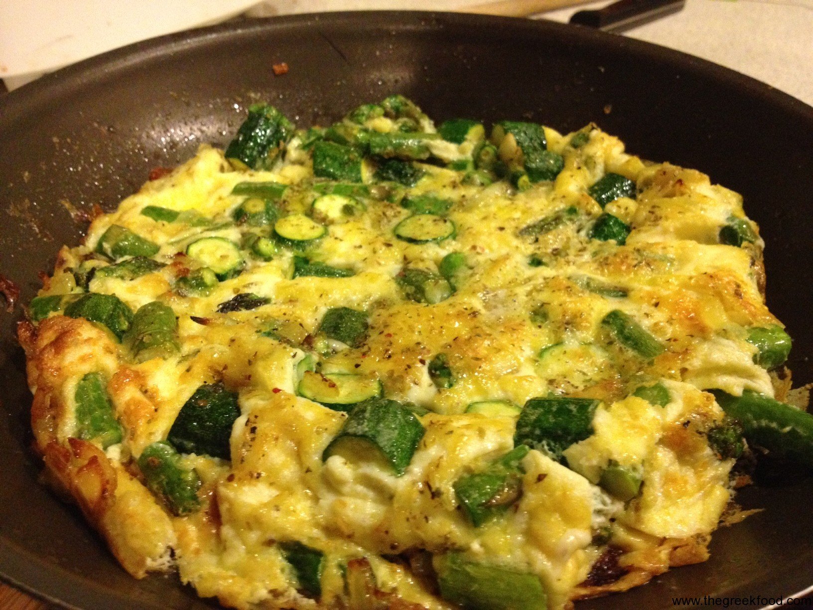 Oven baked omelet with Asparagus