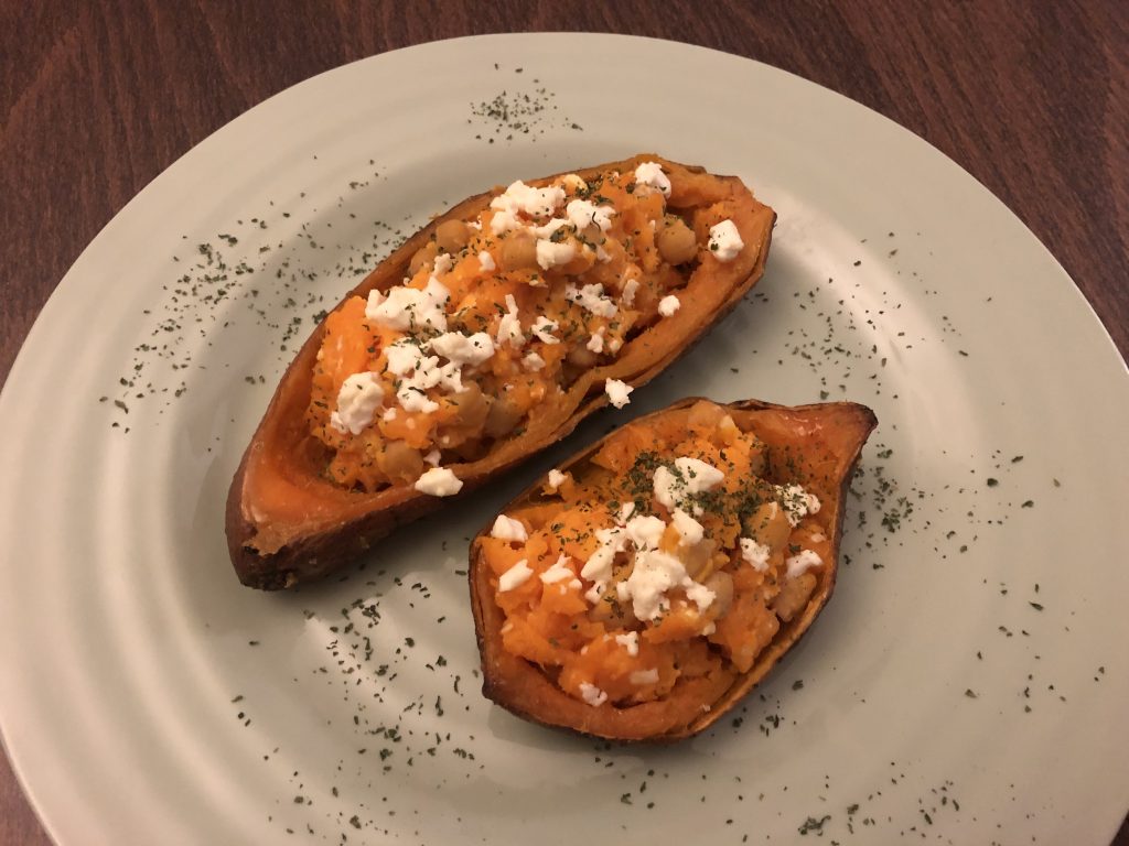 Sweet potatoes with chickpeas and feta